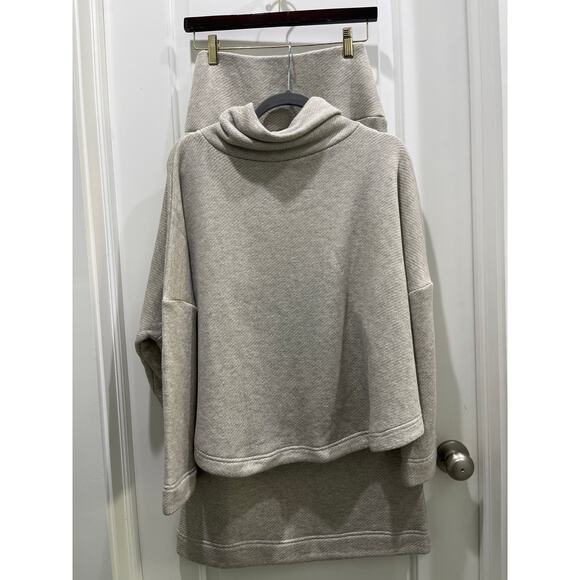 NWT Free People Milley Reversible Set in Wet Plaster Sz XS - Picture 2 of 12